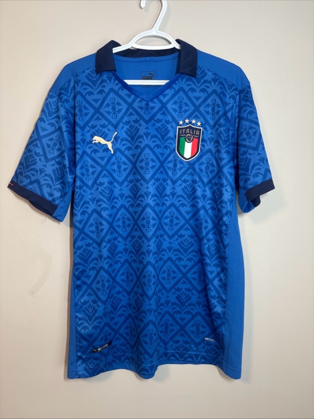 Puma Men’s XL Italy Blue Soccer Jersey with Navy Trim